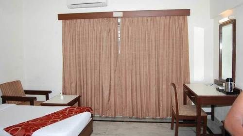 Hotel Thulashi Park Ченай Екстериор снимка